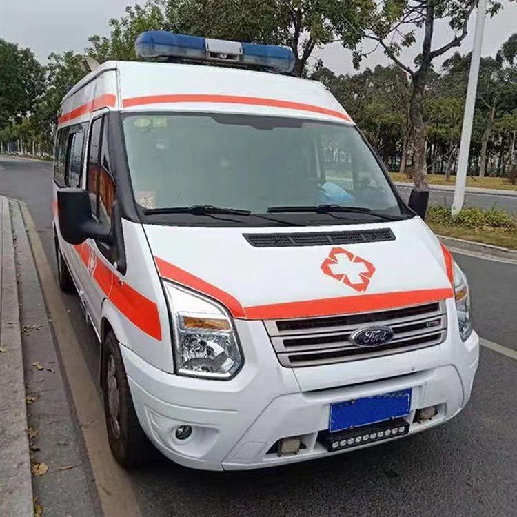 九湖镇用途不同，救护车装备标准也不同